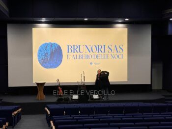 Nel “firmacopia” all’Unical non solo emerge l’artista Brunori ma anche lo showman VIDEO