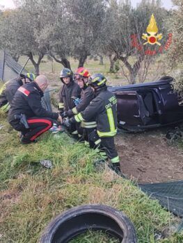 Incidente stradale nel catanzarese, un morto e un ferito grave