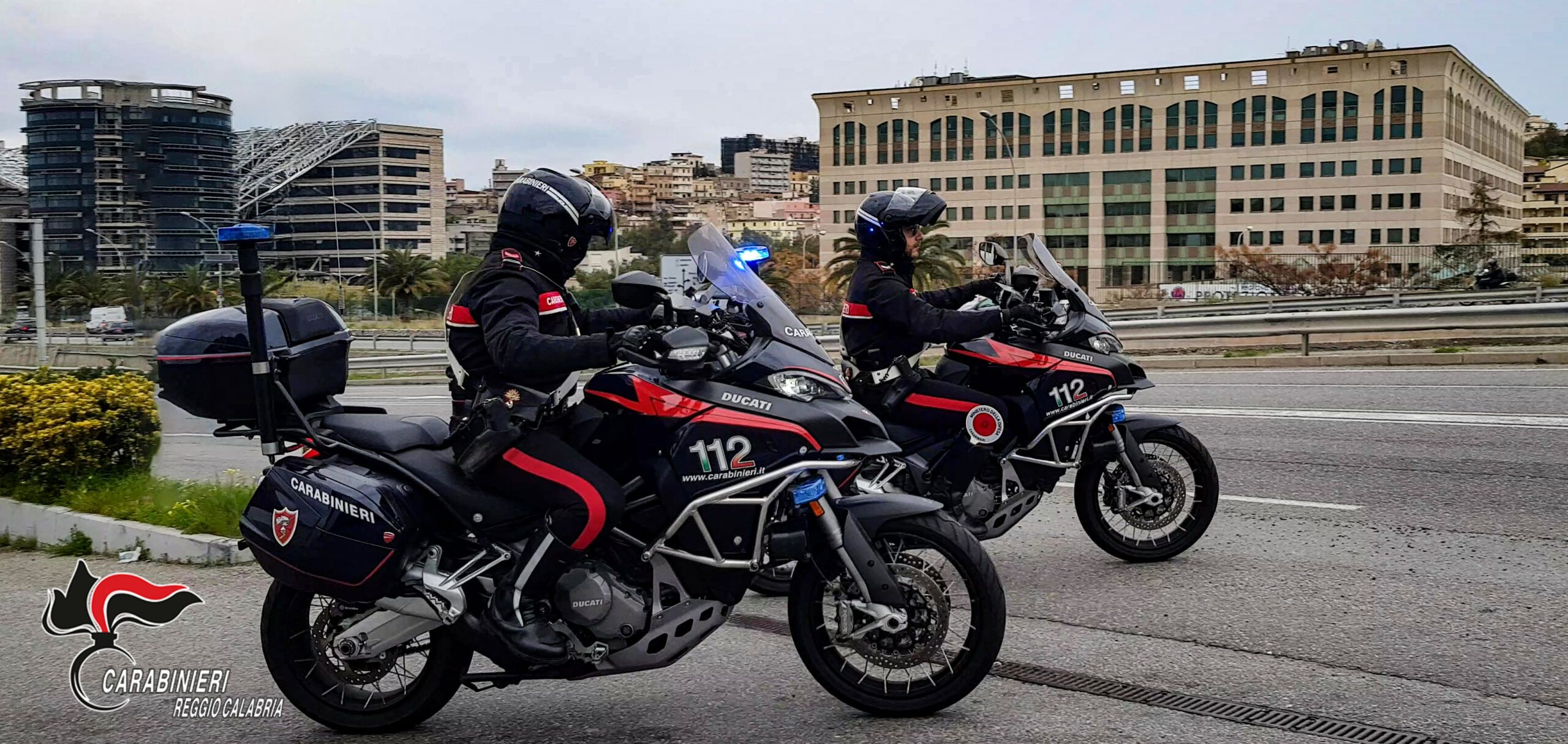 Reggio Calabria, arrestato giovane irregolare sul territorio nazionale. accusato di rapina, resistenza e oltraggio a Pubblico Ufficiale