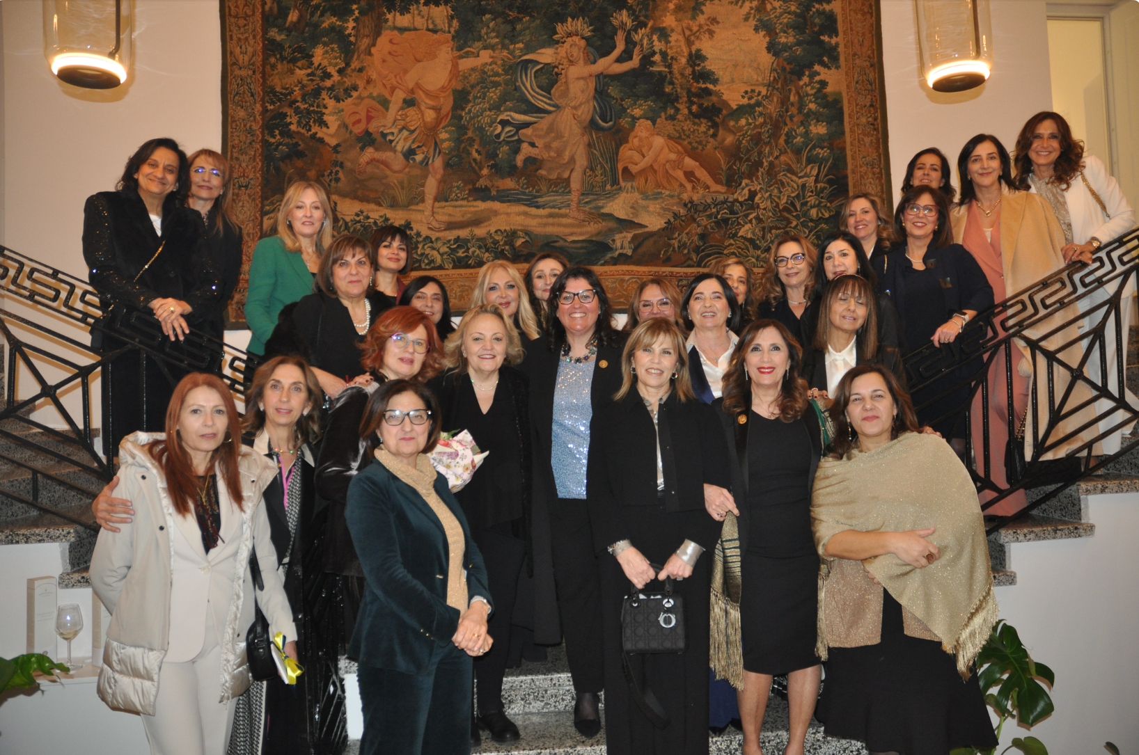 Cerimonia delle candele e passaggio delle consegne: Luigina Pileggi è la nuova presidente del Soroptimist Club di Lamezia Terme