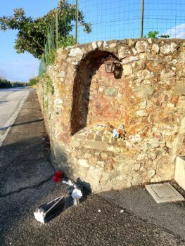 Lamezia, atto vandalico al Santuario di Portosalvo, a pezzi la statua di San Francesco di Paola