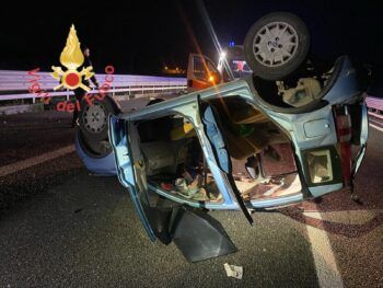 Gizzeria, incidente stradale su A2, quattro feriti