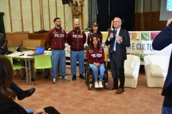 Lamezia, al Polo Liceale Campanella Fiorentino incontro nell'ambito del progetto "Come canne al vento", ospite Enza Petrilli, campionessa mondiale di tiro con l'arco