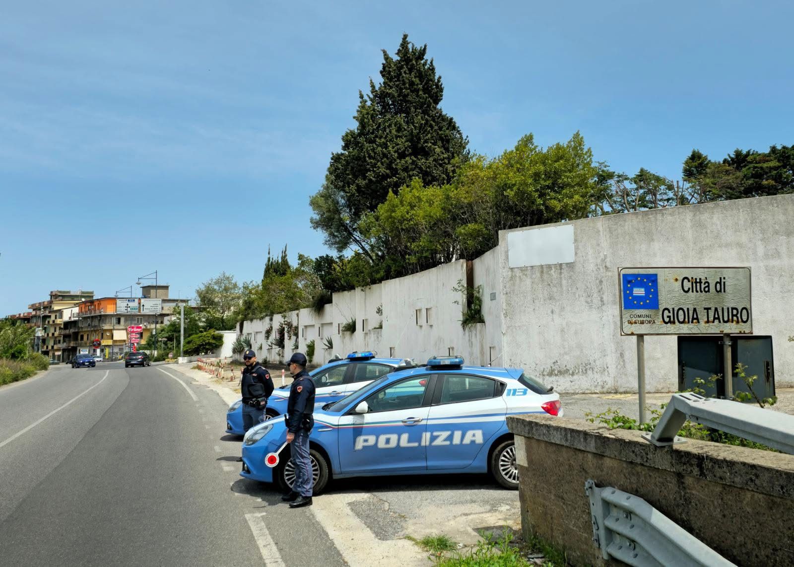 Arrestati a Rosarno due uomini per detenzione e porto illegale di arma da fuoco e munizioni