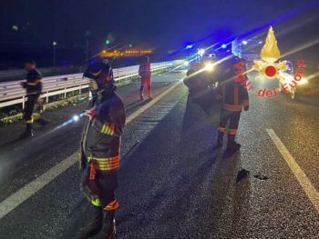 Gizzeria, incidente stradale su A2, quattro feriti